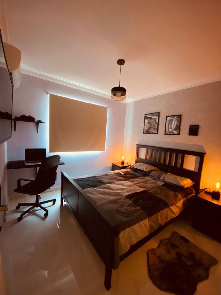 Home in Metric Way