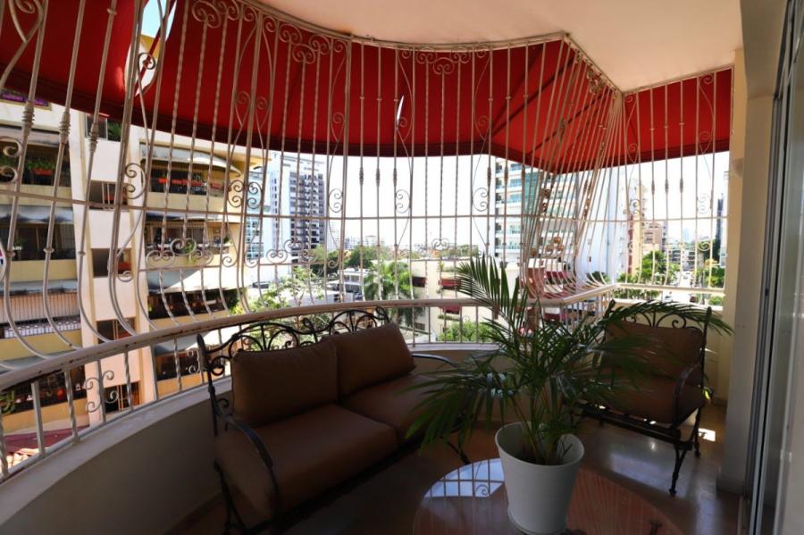 Foto Apartamento en Venta en Bella Vista, Bella Vista, Distrito Nacional - U$D 460.000 - APV28136 - BienesOnLine