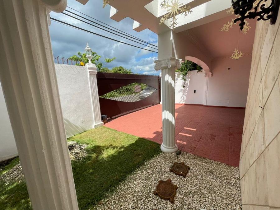 Foto Casa en Venta en San Isidro, Santo Domingo Este, Santo Domingo - U$D 160.000 - CAV14833 - BienesOnLine