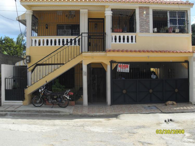 Foto Casa en Venta en Los Corales de San Luis, Santo Domingo Este, Santo Domingo - $ 4.500.000 - CAV3890 - BienesOnLine