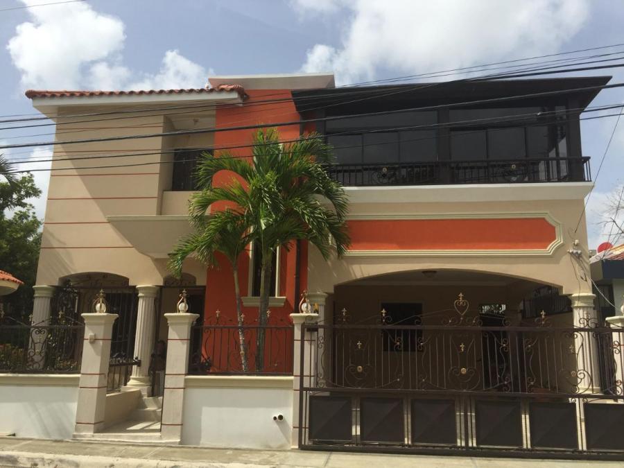 Foto Casa en Alquiler en Santiago de los Caballeros, Santiago - U$D 1.200 - CAA81528 - BienesOnLine