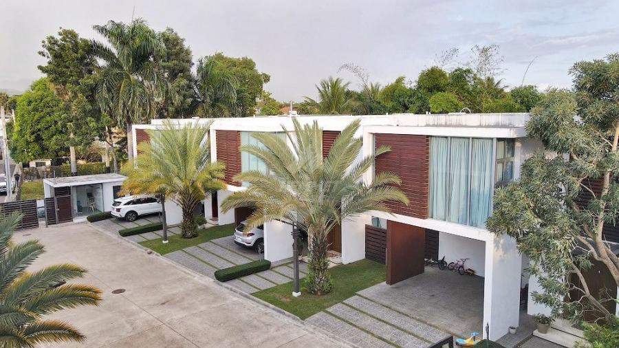 Foto Casa en Venta en LAS CARMELITAS, Santiago de los Caballeros, Santiago - U$D 650.000 - CAV38497 - BienesOnLine