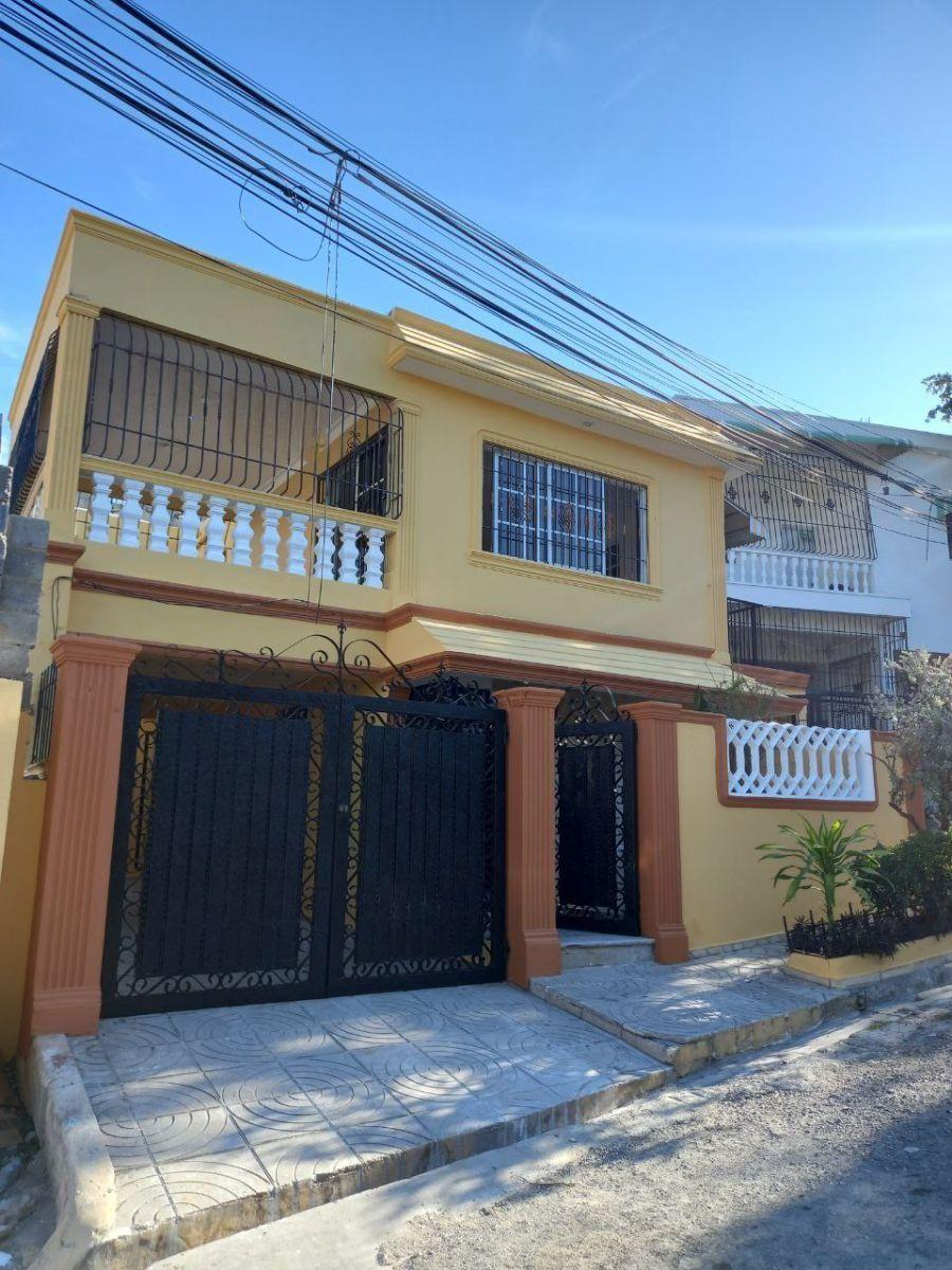 Foto Casa en Venta en Cerros de Buena Vista I, Santo Domingo Norte, Santo Domingo - $ 10.900.000 - CAV55240 - BienesOnLine