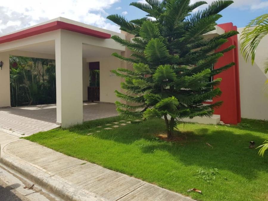 Foto Casa en Alquiler en Higuey, La Altagracia - $ 20.000 - CAA6768 - BienesOnLine