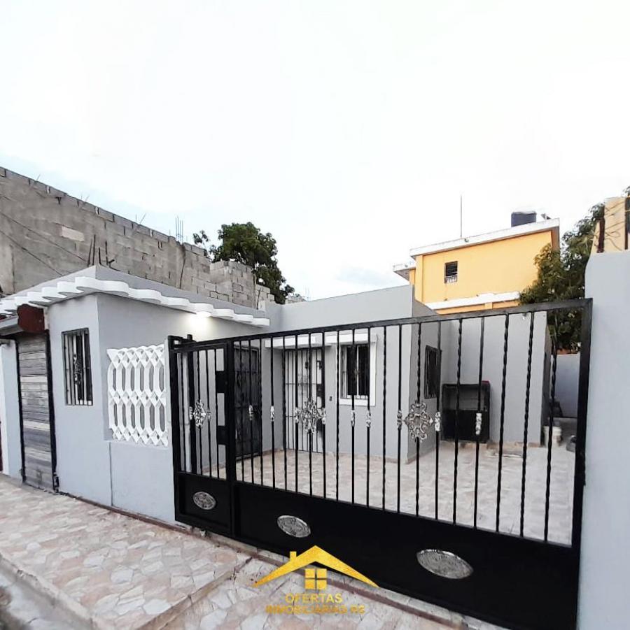 Foto Casa en Venta en Residencial Amalia, Santo Domingo Este, Santo Domingo - $ 4.500.000 - CAV30249 - BienesOnLine