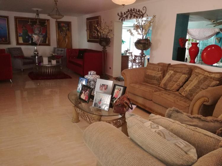 Foto Casa en Venta en Las Praderas, Las praderas, Distrito Nacional - U$D 525.000 - CAV4477 - BienesOnLine