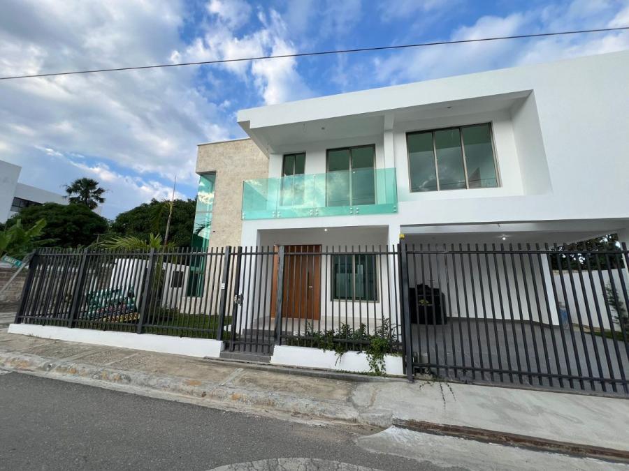 Home in Metric Way