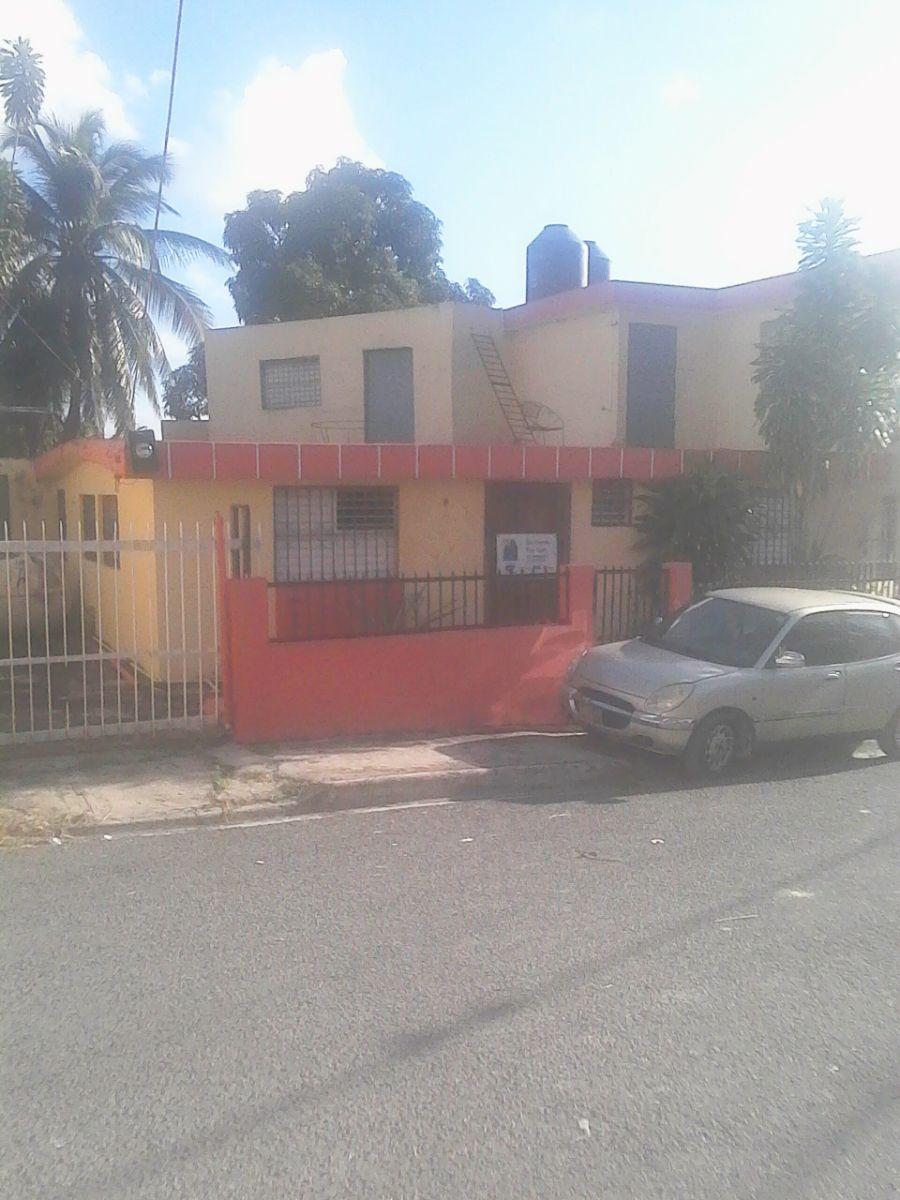 Foto Casa en Venta en Sabana Perdida, Santo Domingo Norte, Santo Domingo - $ 2.700.000 - CAV11972 - BienesOnLine