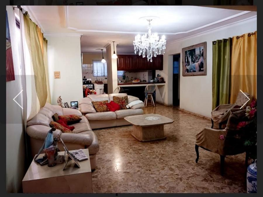 Foto Casa en Venta en Los Cacicazgos, Santo Domingo D.N., Distrito Nacional - U$D 1.250.000 - CAV46507 - BienesOnLine