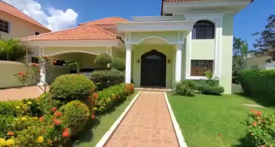 Foto Casa en Venta en Arroyo hondo, Nuevo Arroyo Hondo, Distrito Nacional - U$D 500.000 - CAV16773 - BienesOnLine