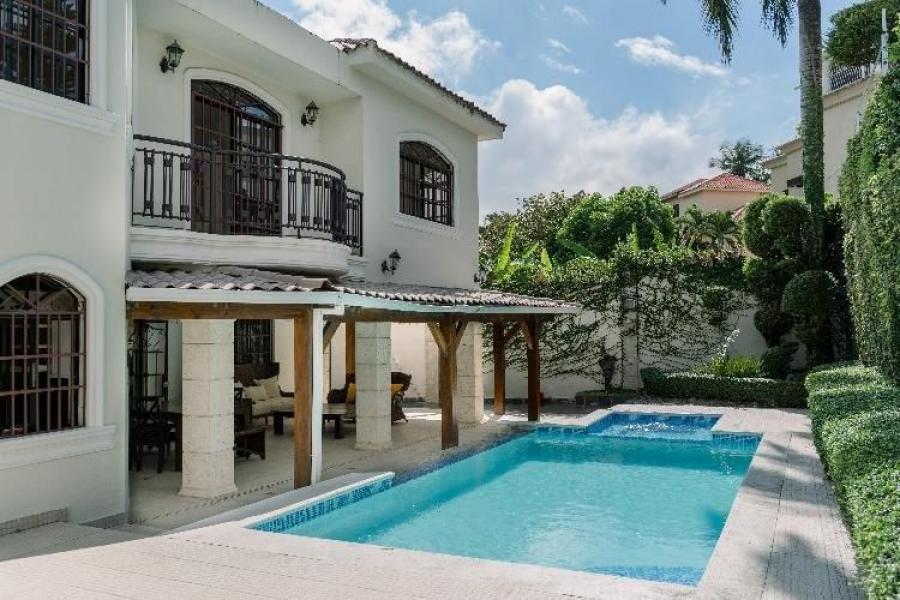 Foto Casa en Venta en Altos de Arroyo Hondo, Distrito Nacional - U$D 510.000 - CAV55365 - BienesOnLine