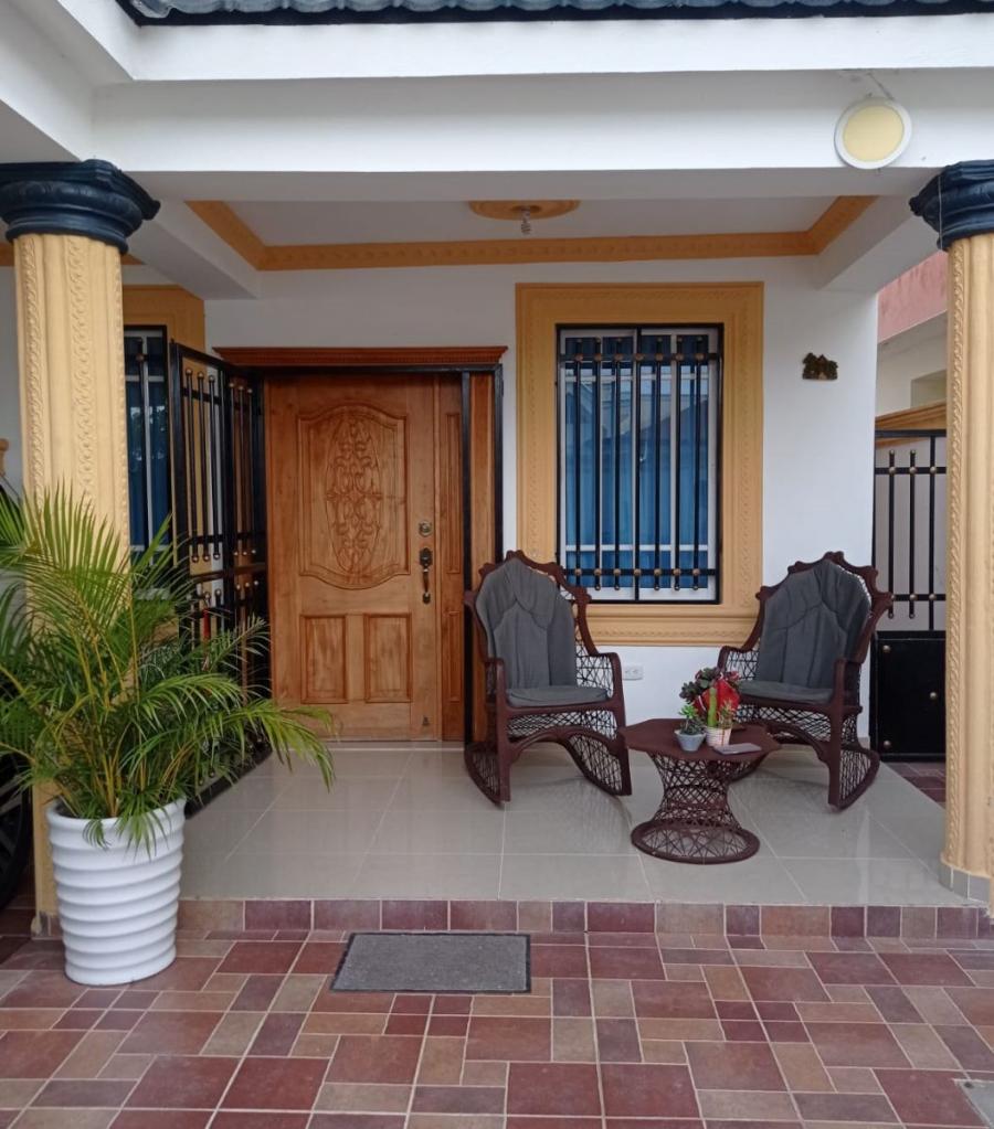 Home in Metric Way