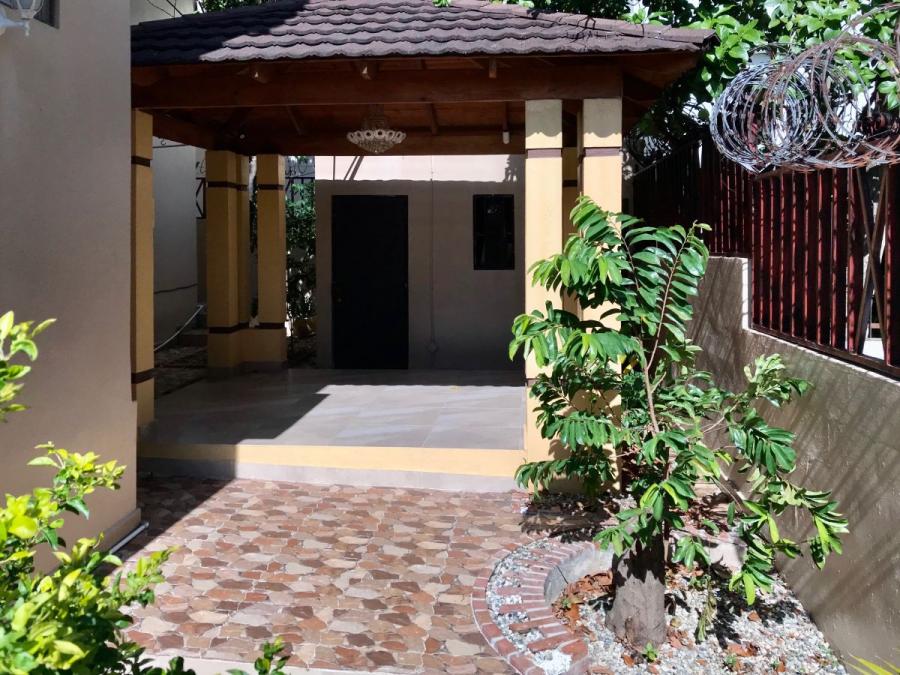 Home in Metric Way