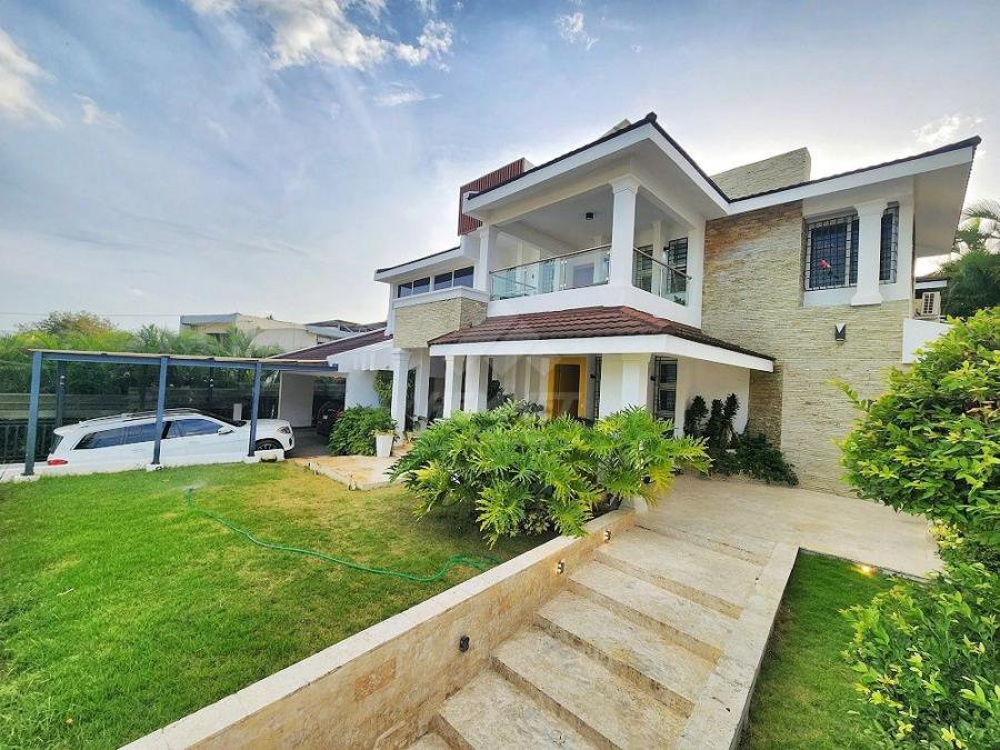 Foto Casa en Venta en REPARTO TAVAREZ OESTE, Santiago de los Caballeros, Santiago - U$D 700.000 - CAV87186 - BienesOnLine