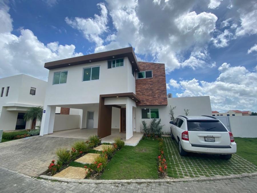 Foto Casa en Venta en Jacobo Majluta, Santo Domingo Norte, Santo Domingo - U$D 300.000 - CAV33906 - BienesOnLine