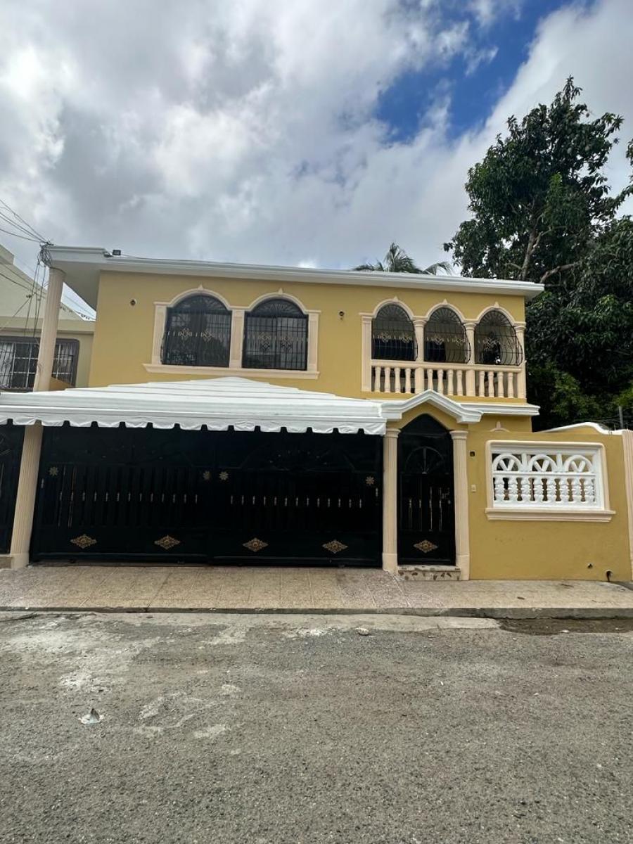 Foto Casa en Venta en Vista Hermosa, Santo Domingo, Santo Domingo - $ 11.900.000 - CAV36496 - BienesOnLine