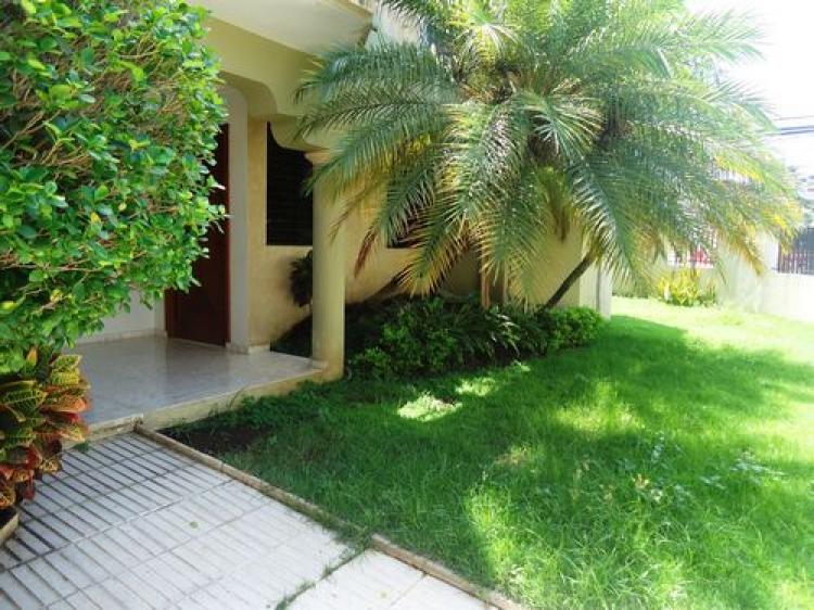 Foto Casa en Alquiler en jardines metropolitanos, Santiago de los Caballeros, Santiago - CAA472 - BienesOnLine