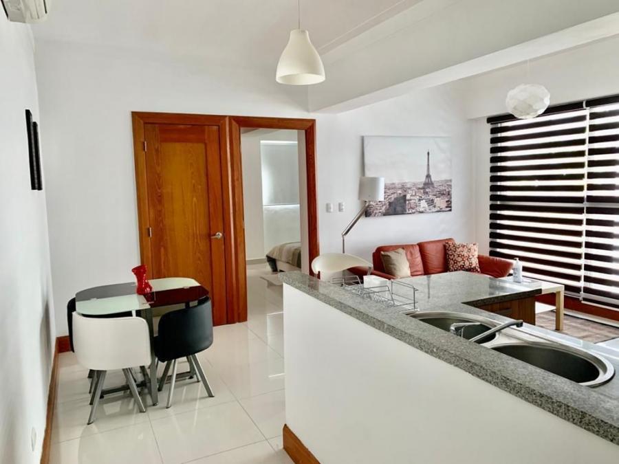 Foto Apartamento en Alquiler en Serralls, Distrito Nacional - U$D 950 - APA12840 - BienesOnLine