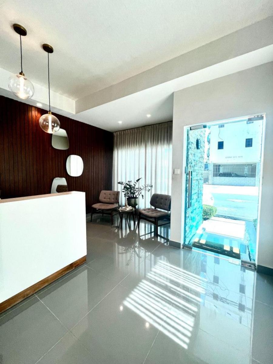 Home in Metric Way