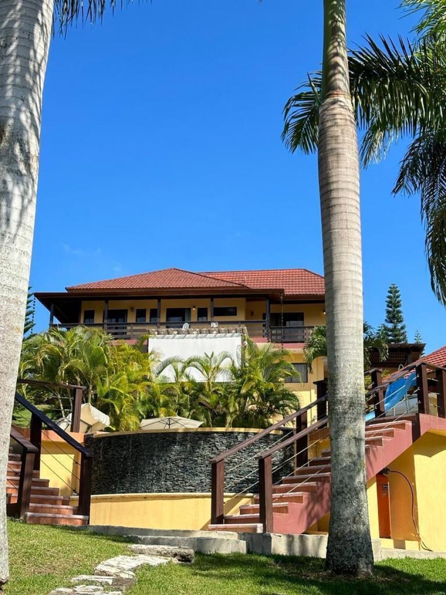 Foto Casa en Venta en Jarabacoa, La Vega - U$D 950.000 - CAV58556 - BienesOnLine