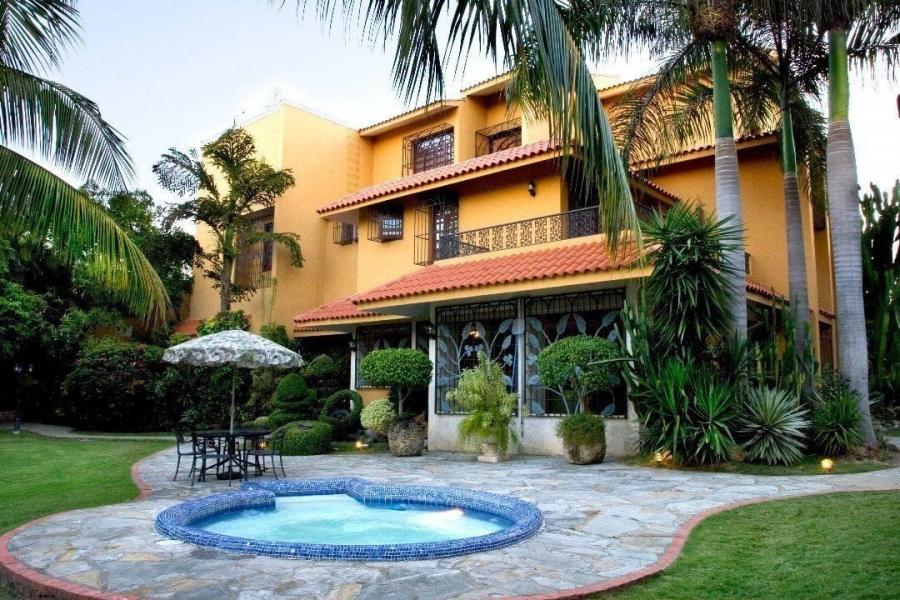 Foto Casa en Venta en Altos de Arroyo Hondo, Distrito Nacional - U$D 475.000 - CAV7227 - BienesOnLine