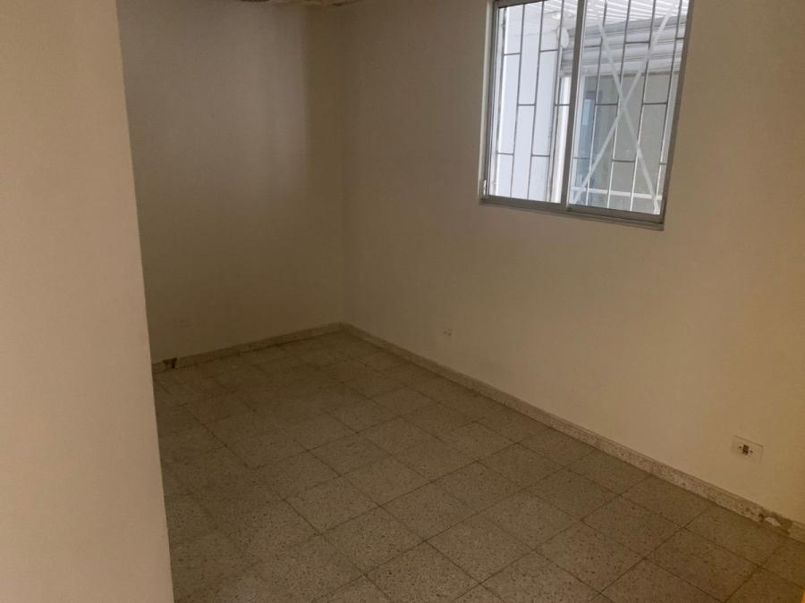 Foto Local en Alquiler en AVENIDA ESTRELLA SADHAL, Santiago de los Caballeros, Santiago - $ 35.000 - LOA26052 - BienesOnLine