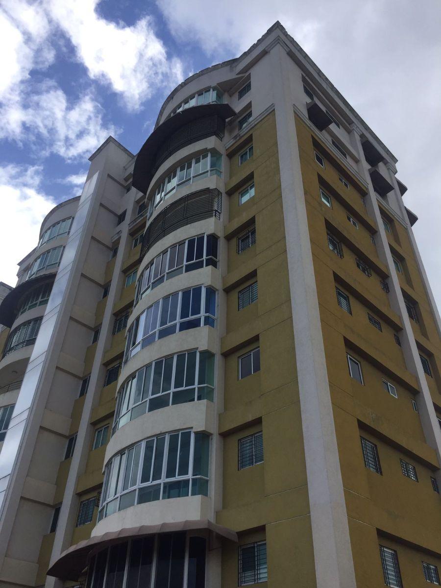 Foto Apartamento en Venta en AUTOPISTA DUARTE, Santiago de los Caballeros, Santiago - U$D 240.000 - APV20943 - BienesOnLine