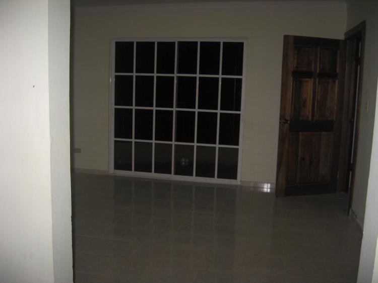 Foto Apartamento en Alquiler en Km. 14, Aut. Duarte, Santo Domingo Oeste, Santo Domingo - $ 9.500 - APA588 - BienesOnLine