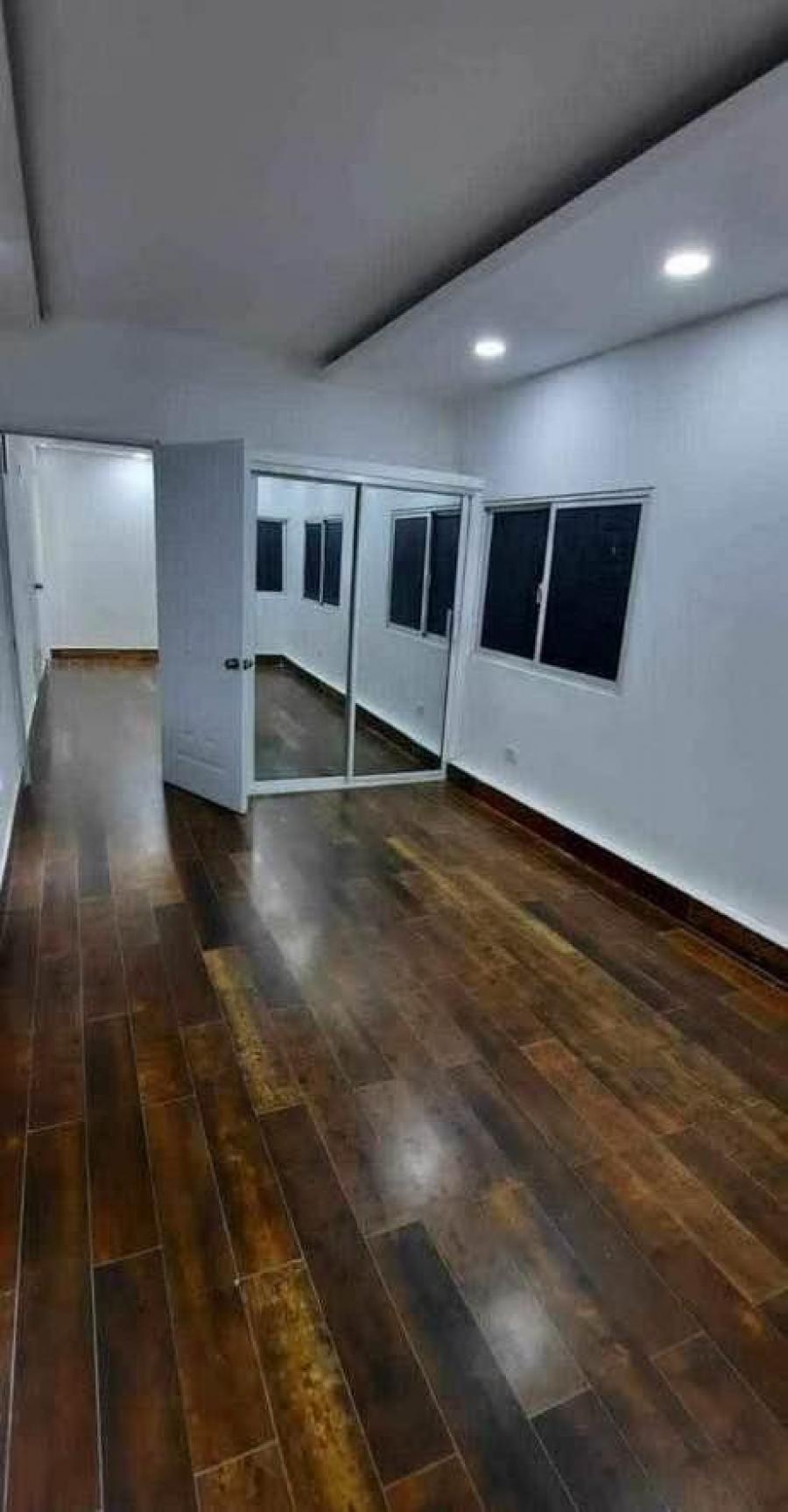 Foto Apartamento en Alquiler en Gazcue, Distrito Nacional - $ 21.500 - APA33486 - BienesOnLine