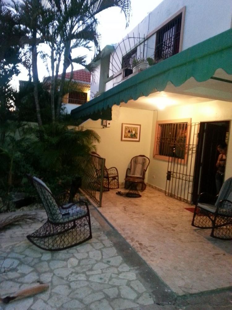 Foto Casa en Venta en Santo Domingo Este, Santo Domingo - $ 6.500.000 - CAV1018 - BienesOnLine