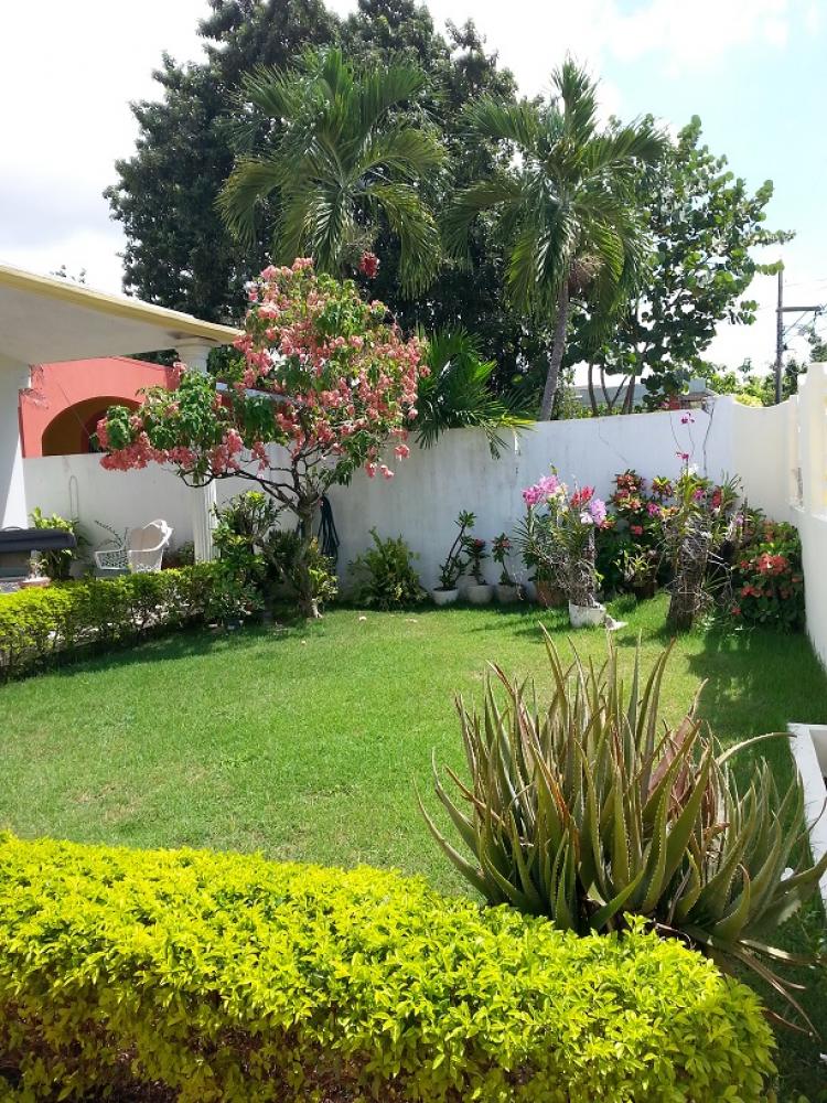 Foto Casa en Venta en Lucerna, Santo Domingo Este, Santo Domingo - $ 7.300.000 - CAV944 - BienesOnLine