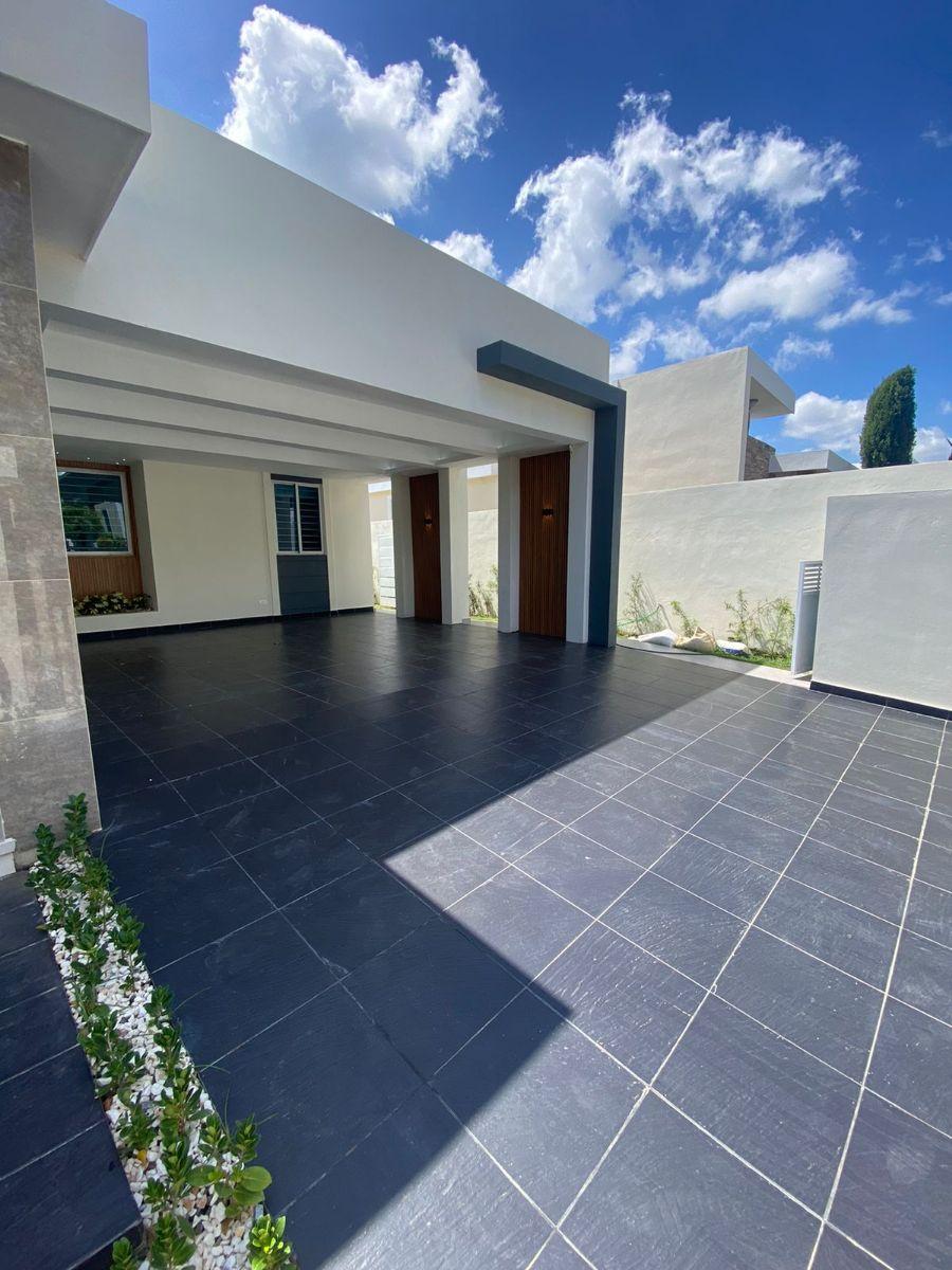 Home in Metric Way