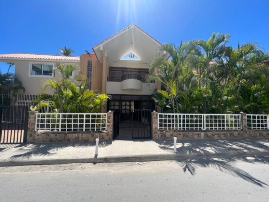 Foto Apartamento en Venta en Los Corales, La Altagracia - U$D 695.000 - APV33968 - BienesOnLine