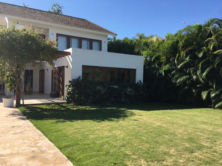 Foto Casa en Venta en Juan Dolio, San Pedro de Macors, San Pedro de Macors - U$D 500.000 - CAV5160 - BienesOnLine