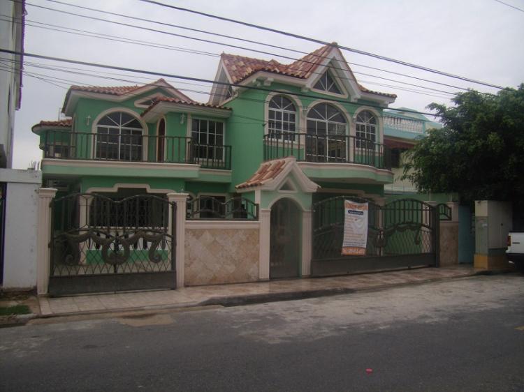 Foto Casa en Venta en Santo Domingo Este, Santo Domingo - $ 11.000.000 - CAV1033 - BienesOnLine