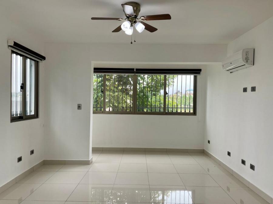 Foto Apartamento en Venta en Jarabacoa, Jarabacoa, La Vega - U$D 240.000 - APV35700 - BienesOnLine
