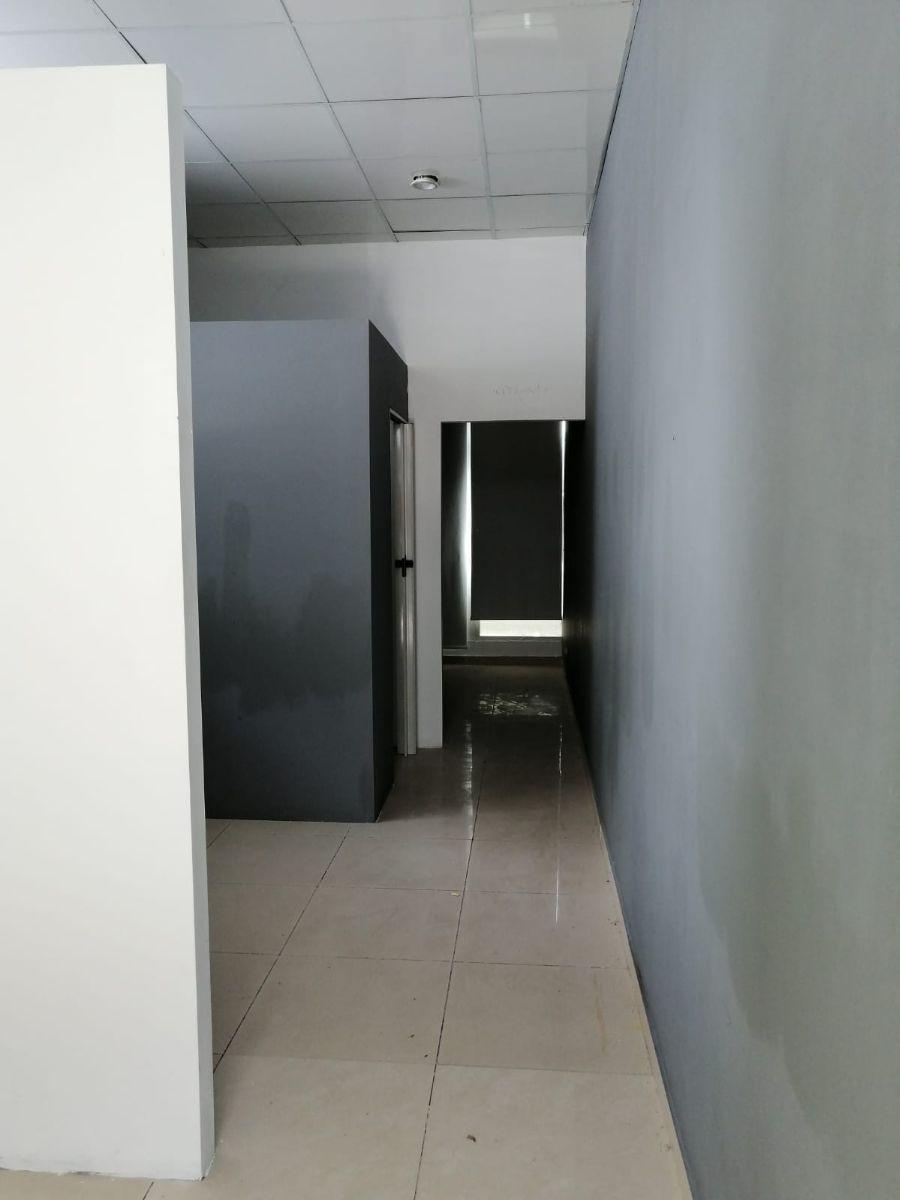 Home in Metric Way