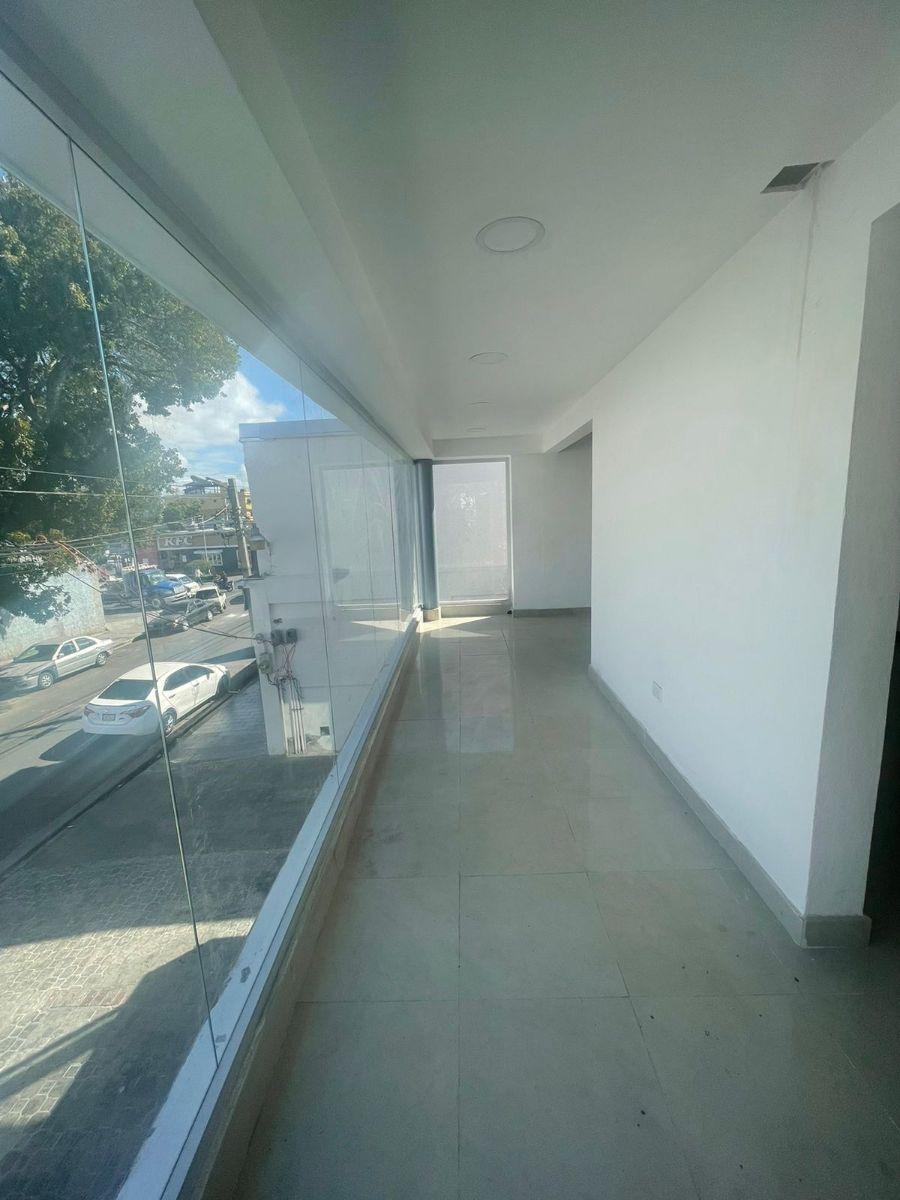 Foto Local en Alquiler en Los Prados, Los Prados, Distrito Nacional - $ 50.000 - LOA30526 - BienesOnLine