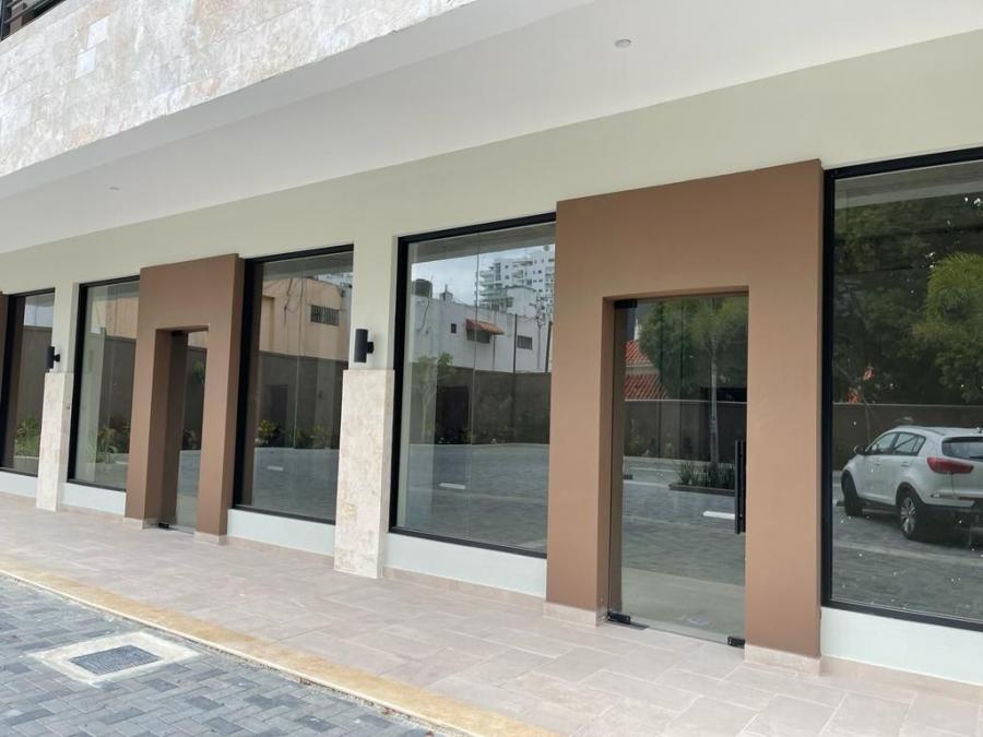 Foto Local en Alquiler en Piantini, Distrito Nacional - U$D 4.300 - LOA60661 - BienesOnLine