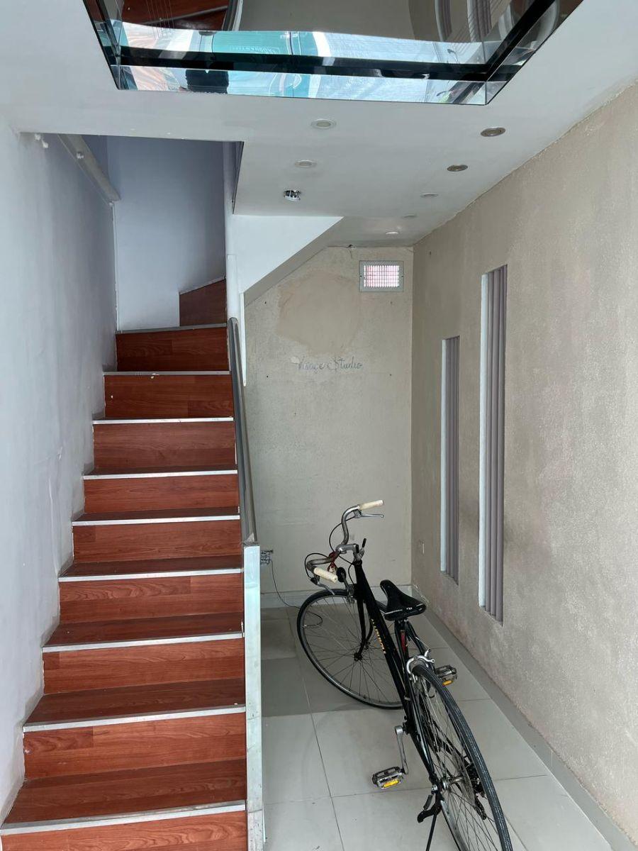 Home in Metric Way