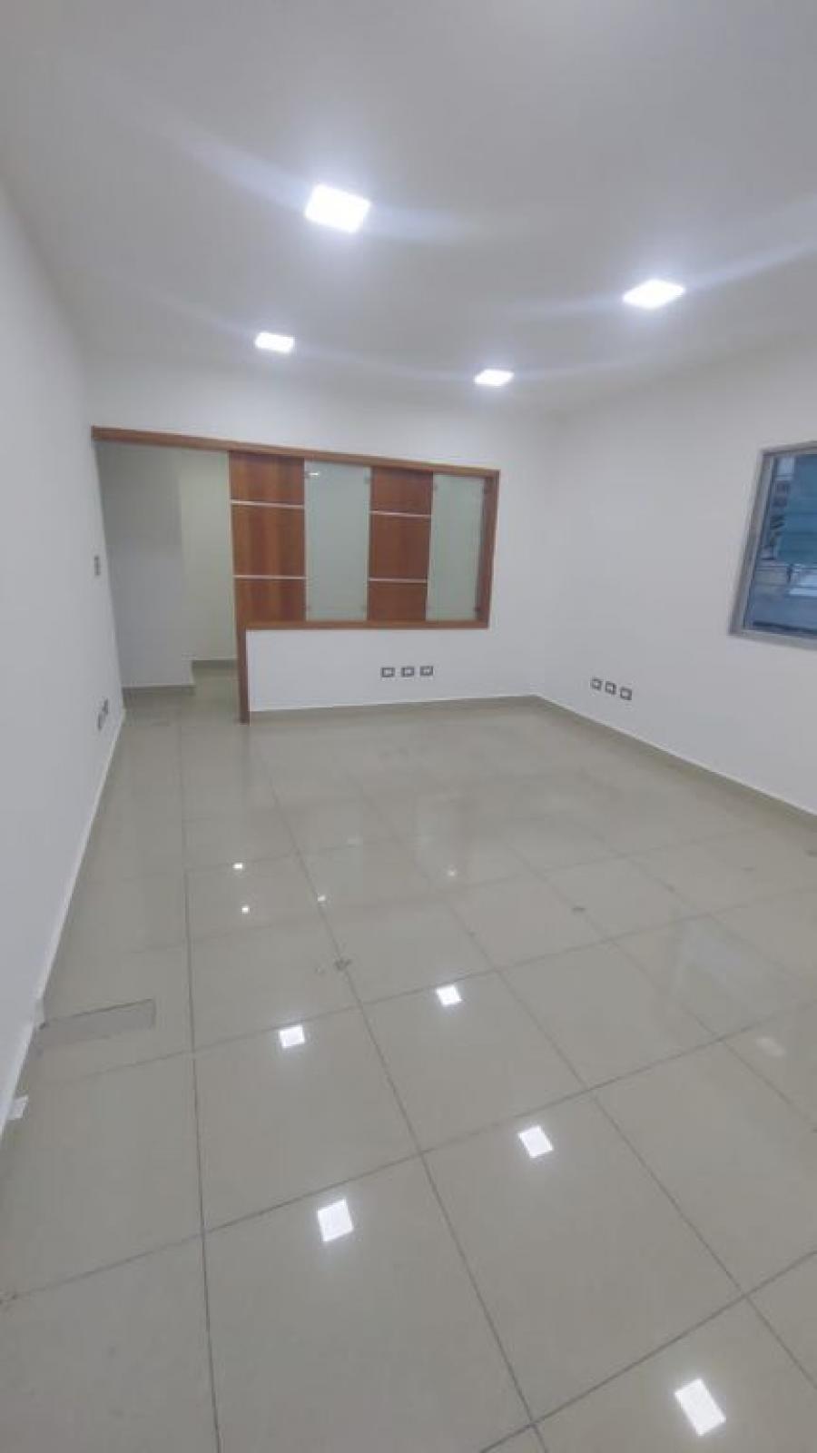 Foto Oficina en Alquiler en Serralles, Serralls, Distrito Nacional - U$D 2.800 - OFA61997 - BienesOnLine