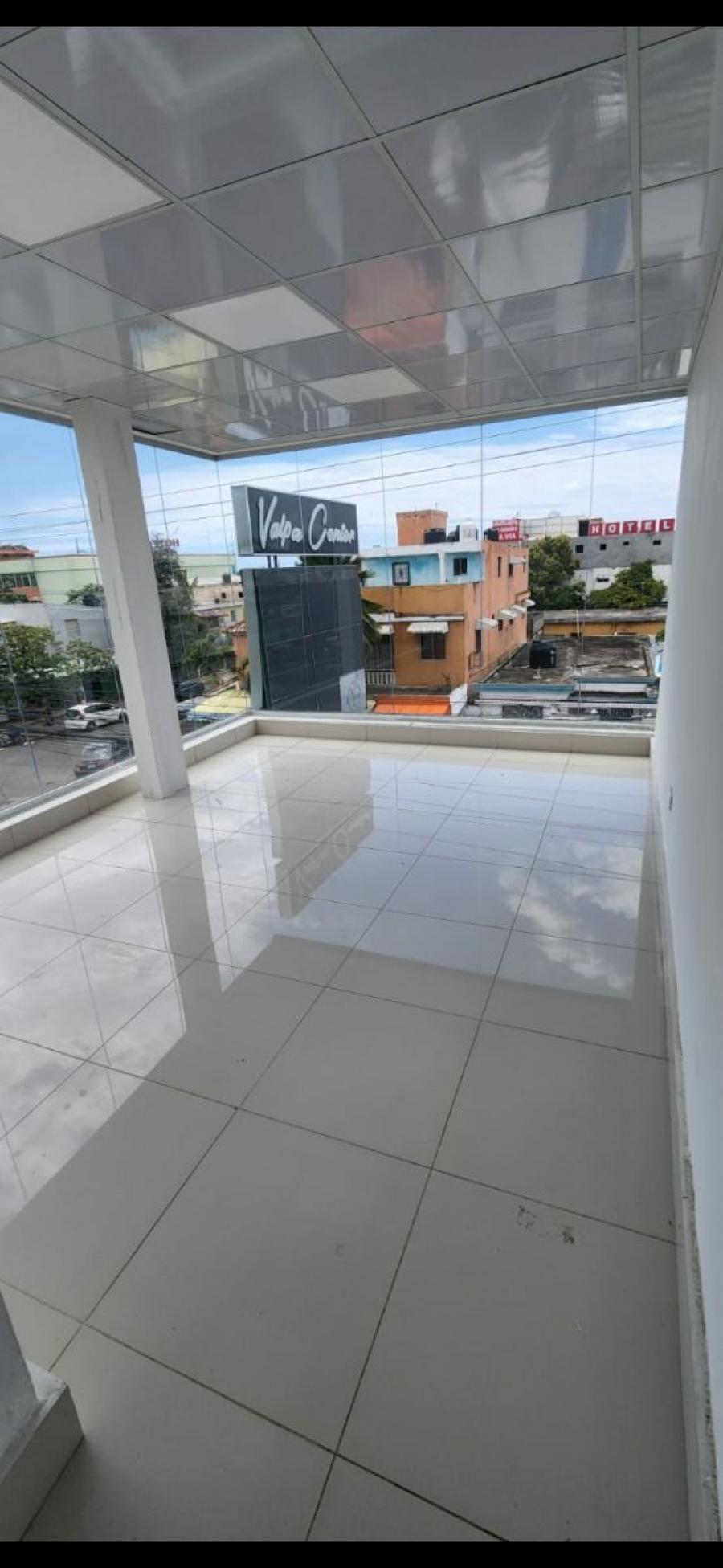 Foto Oficina en Alquiler en Santo Domingo Este, Santo Domingo - $ 25.000 - OFA19214 - BienesOnLine
