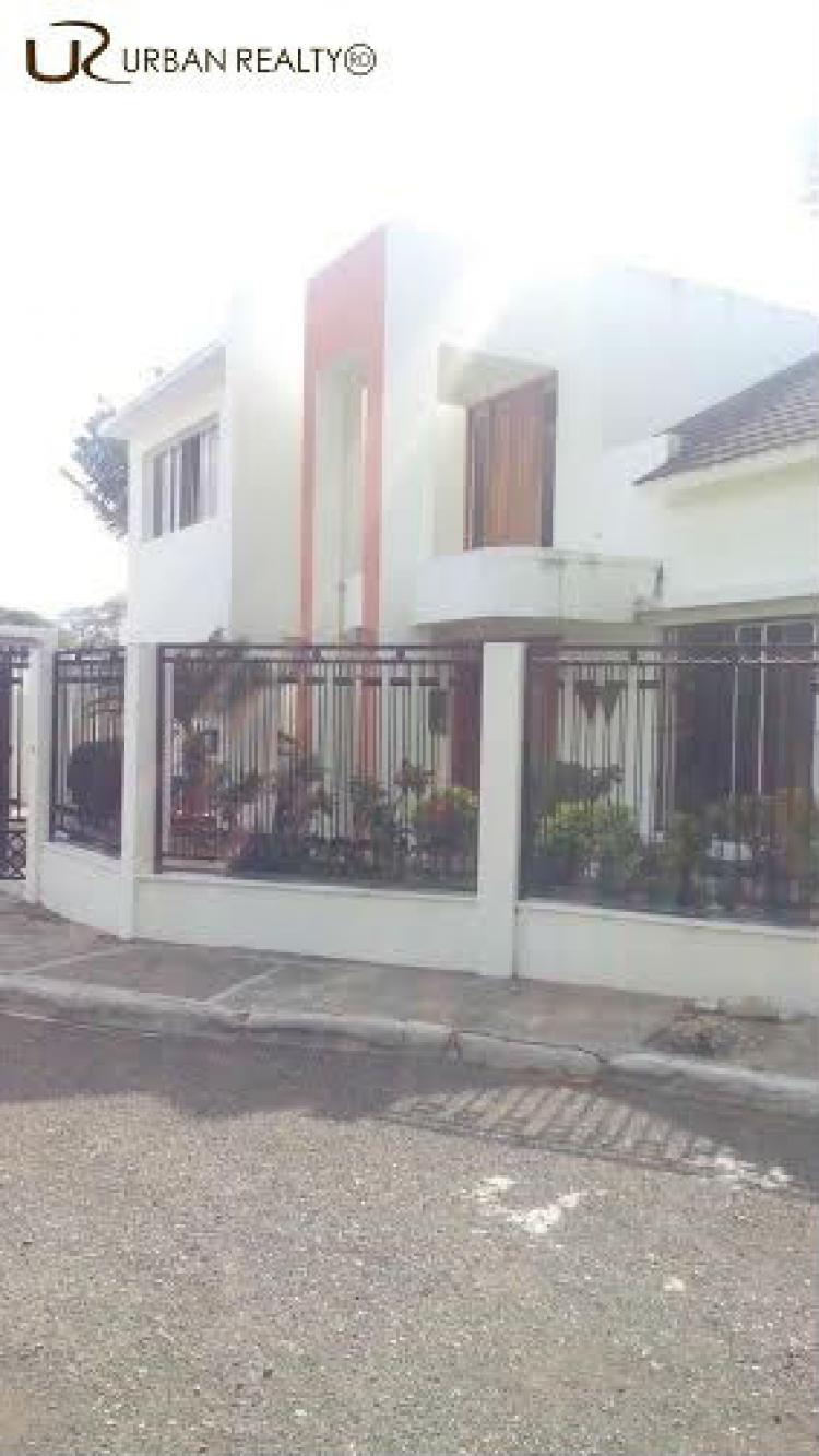 Home in Metric Way