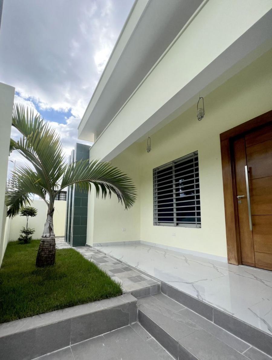 Foto Casa en Venta en Llanos de gurabo, Santiago de los Caballeros, Santiago - $ 16.900.000 - CAV28445 - BienesOnLine