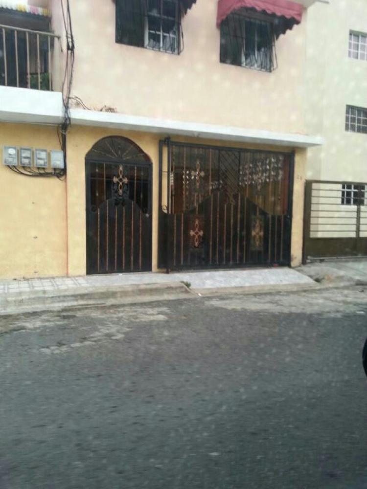 Foto Casa en Venta en Santo Domingo Este, Santo Domingo - $ 3.800.000 - CAV977 - BienesOnLine