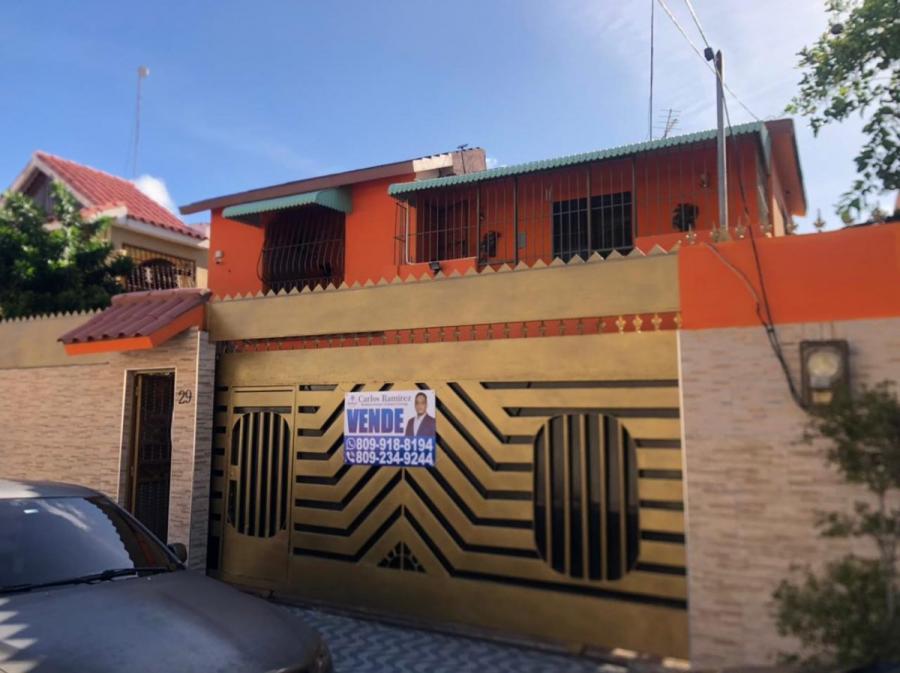 Foto Casa en Venta en Santo Domingo Este, Santo Domingo - $ 8.700.000 - CAV51638 - BienesOnLine