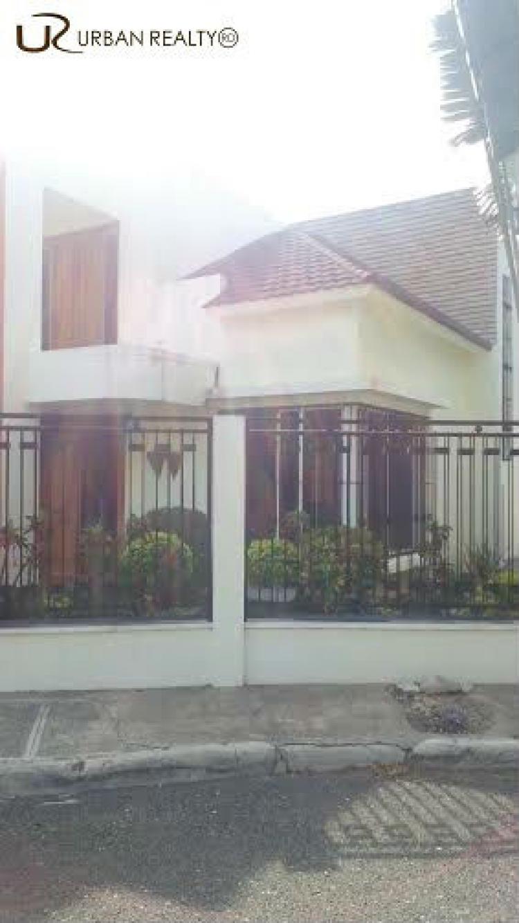 Home in Metric Way