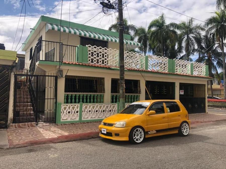 Foto Casa en Venta en Santo Domingo Este, Santo Domingo - $ 8.700.000 - CAV28034 - BienesOnLine