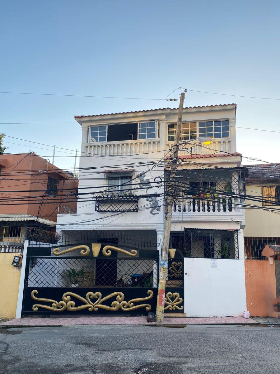 Foto Casa en Venta en Vista hermosa, Santo Domingo, Santo Domingo - $ 10.500.000 - CAV25658 - BienesOnLine