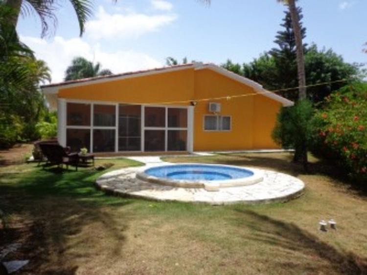 Foto Casa en Venta en JUAN DOLIO, , San Pedro de Macors - U$D 350.000 - CAV5050 - BienesOnLine
